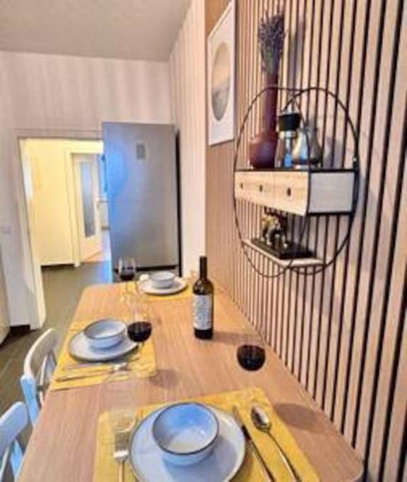 Modern & Stilvoll Mit Kino - Wii Lejlighed Essen Eksteriør billede