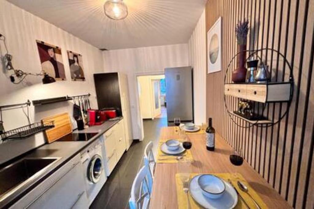 Modern & Stilvoll Mit Kino - Wii Lejlighed Essen Eksteriør billede