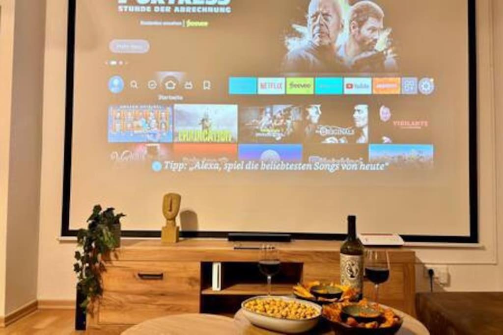 Modern & Stilvoll Mit Kino - Wii Lejlighed Essen Eksteriør billede